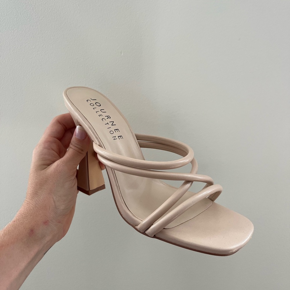 Journee Collection Women's Nude Strappy Heels